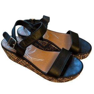 Dolce Vita Brynn Wedge Sandal Size 9.5 Women